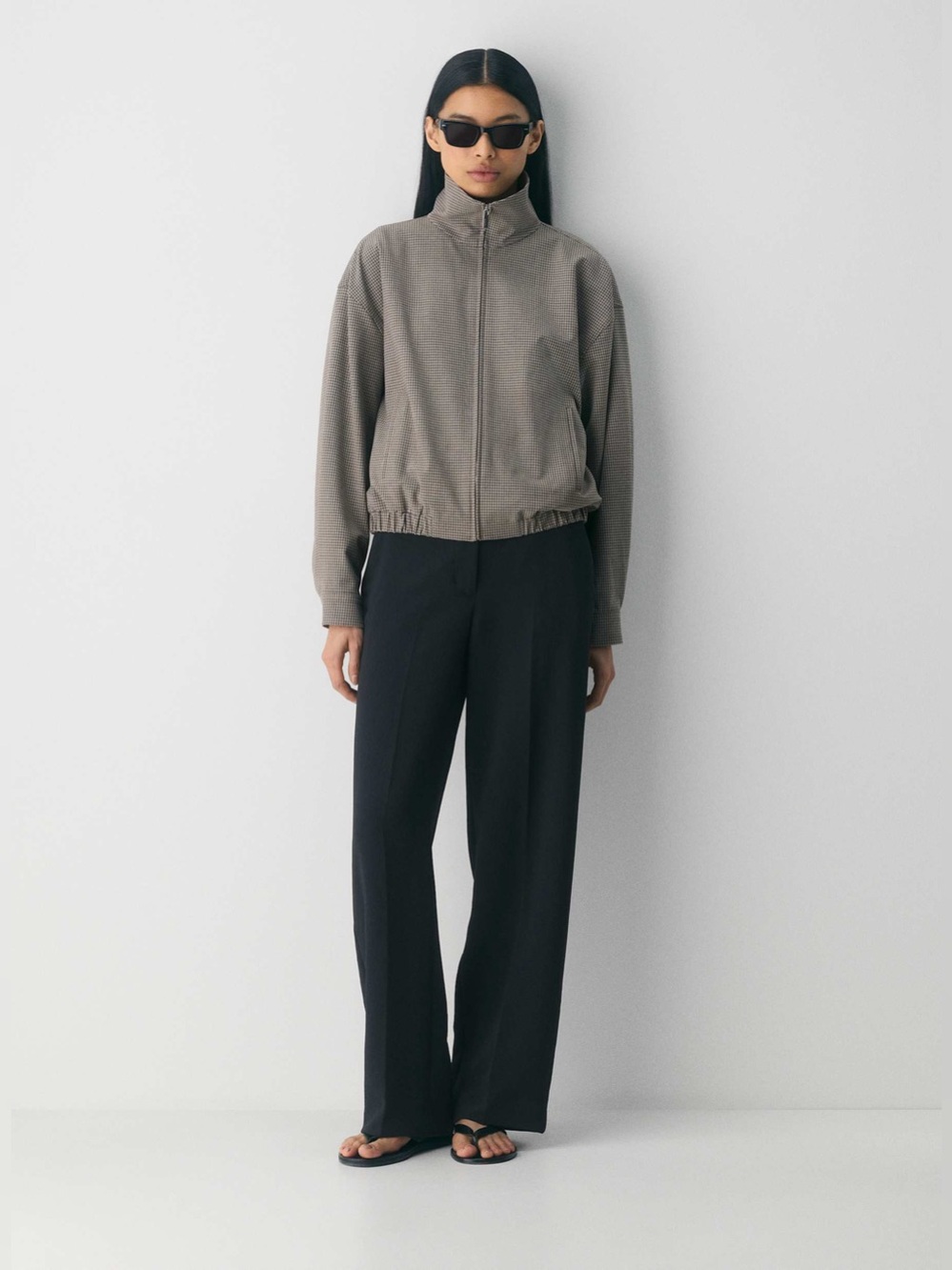 Aritzia The Limitless Pant Crepette Classic Fit Trouser Elastic Back Waist Black - Picture 2 of 11
